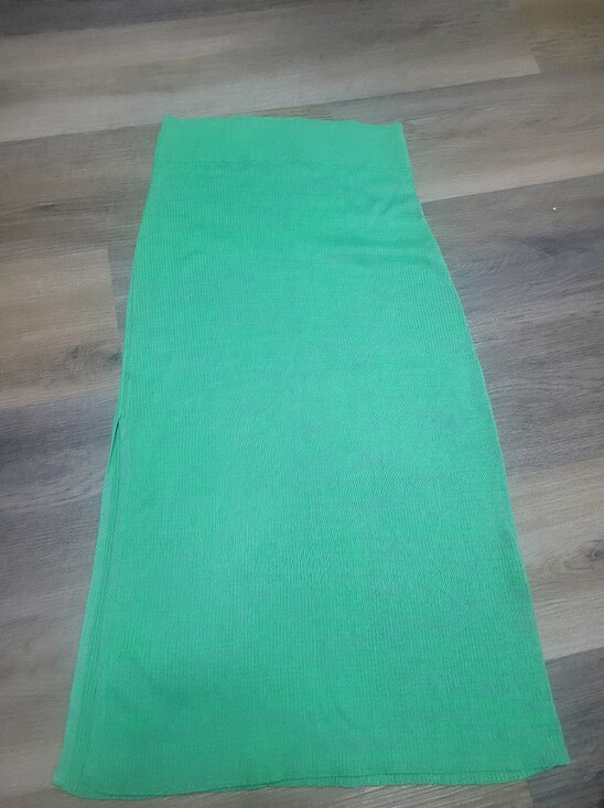 Free People Dresses & Skirts - Free People Green Sweater Knit Skirt With High Slit Stretch Women’s Size XS